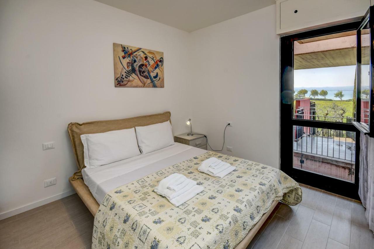 Holiday Sirmione Apartments מראה חיצוני תמונה