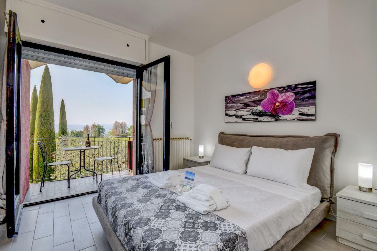Holiday Sirmione Apartments מראה חיצוני תמונה